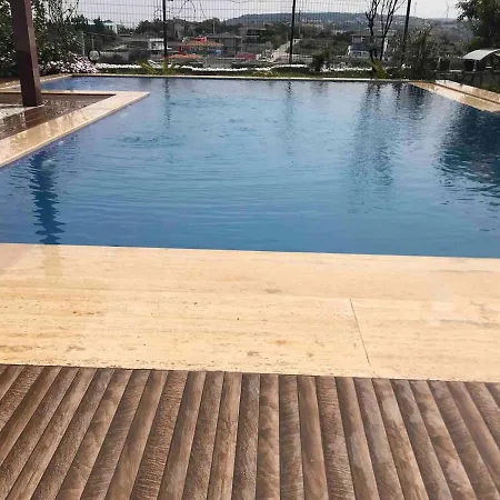 Luex Havuzlu