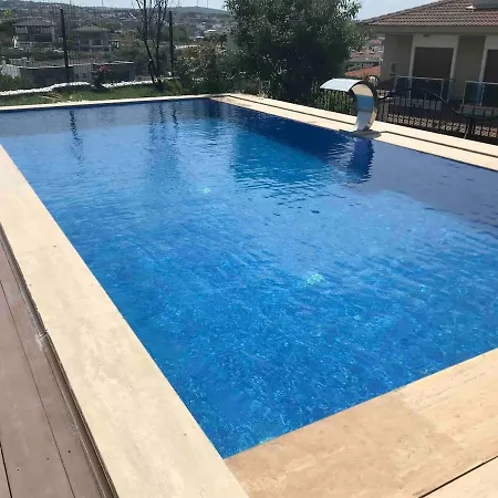 Luex Havuzlu