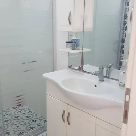 Luex Havuzlu Çeşme
