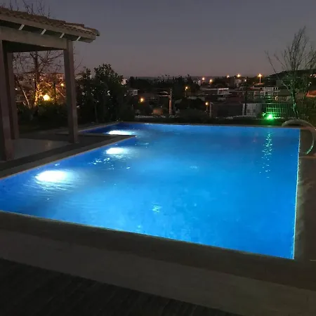Hotel Luex Havuzlu *