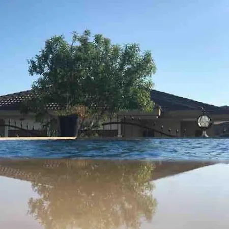 Hotel Luex Havuzlu Çeşme